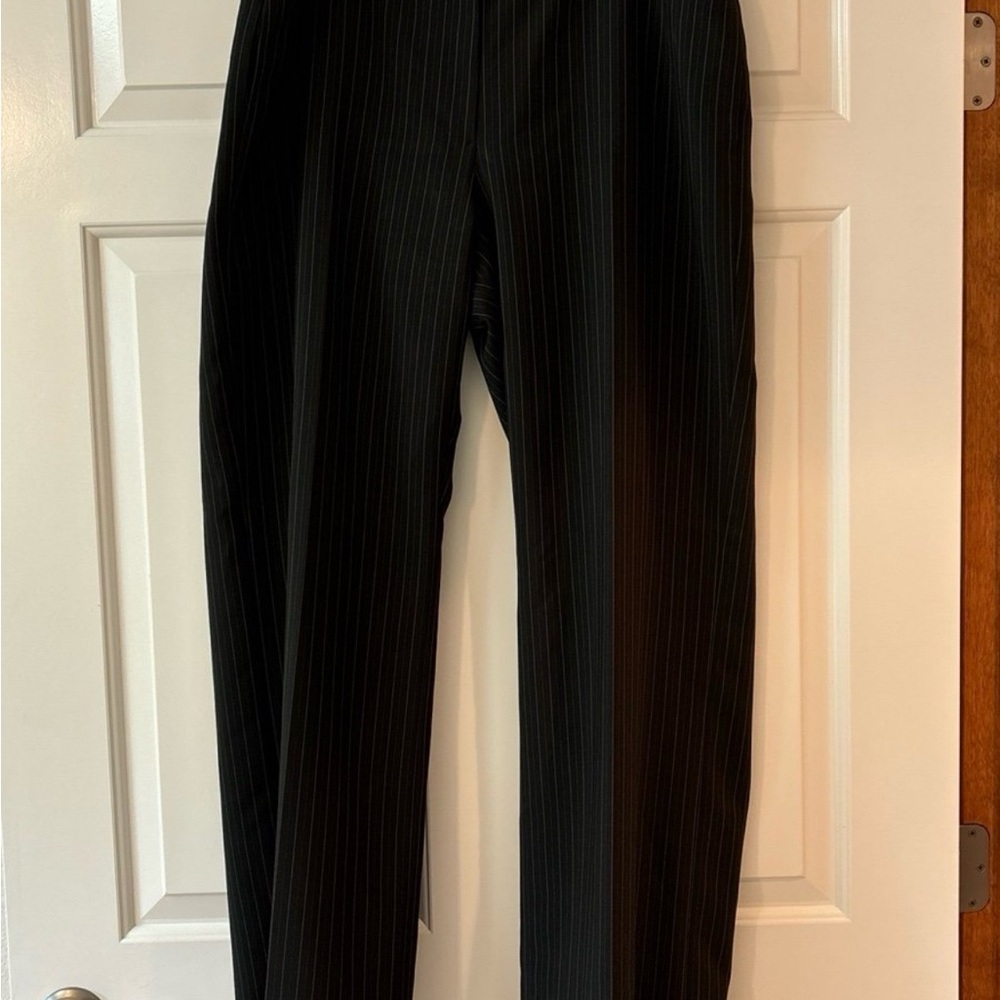 Evan Picone Black Pantsuit Professional Tailored Design - Picture 8 of 10